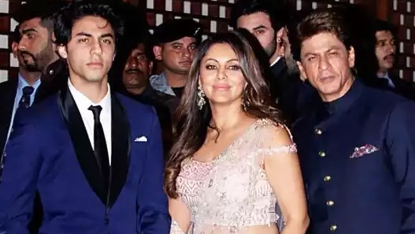 शाहरुख भी आए नजर