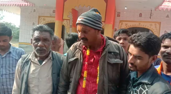 अब कोई सौभाग के खिलाफ नहीं लड़ेगा चुनाव अब कोई सौभाग के खिलाफ नहीं लड़ेगा चुनाव