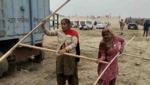 UP Election 2022 BJP JP Nadda Hapur LPG Cylinder