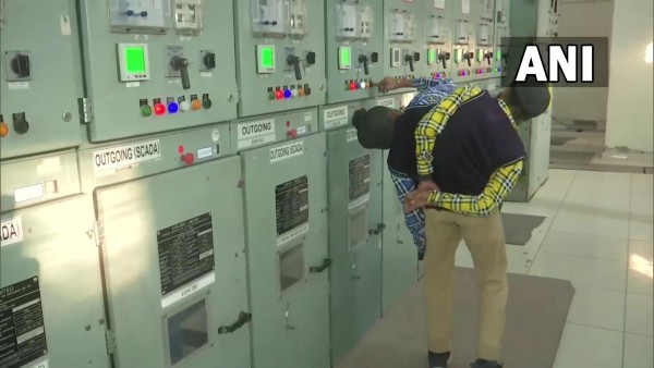 दोनों भाइयों को कितनी मिलेगी सैलरी