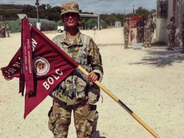 शेनिका अमेरिकन आर्मी के यूनिवर्सिटी अस्पताल में कार्यरत शेनिका अमेरिकन आर्मी के यूनिवर्सिटी अस्पताल में कार्यरत