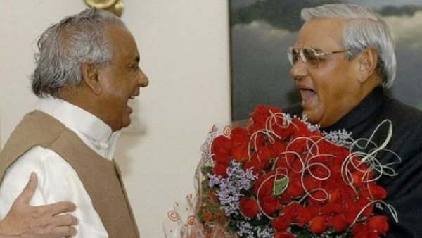 1999 में कल्याण सिंह के खिलाफ भाजपा में हुई बगावत