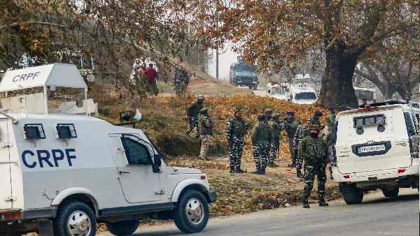 टारगेट किलिंग में शामिल कम से कम 10 आतंकी ढेर