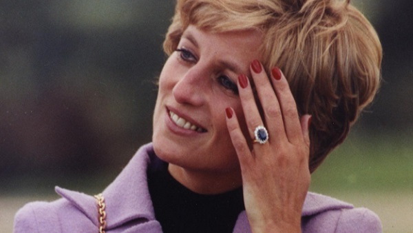 प्रिंसेस डायना की अंगूठी जैसी है कैटरीना की वेडिंग रिंग 