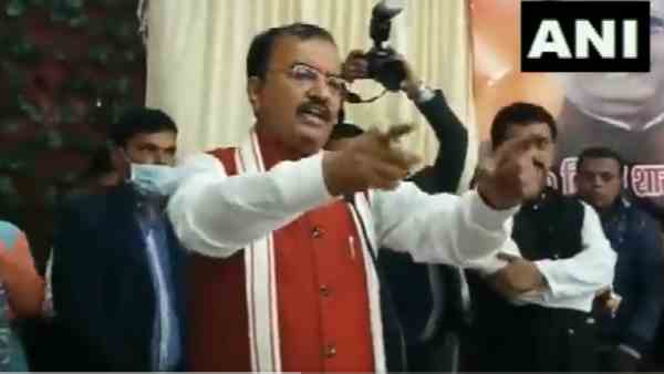 Keshav Prasad Maurya says Before 2017, how many lungi-clad goons used to roam here? Keshav Prasad Maurya says Before 2017, how many lungi-clad goons used to roam here?