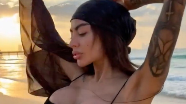 यूक्रेन की मॉडल रूसी ट्रोल के निशाने पर आई 