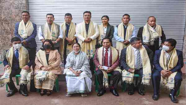 ममता खुद को पीएम इन वेटिंग क्यों पेश करना चाहती हैं ?