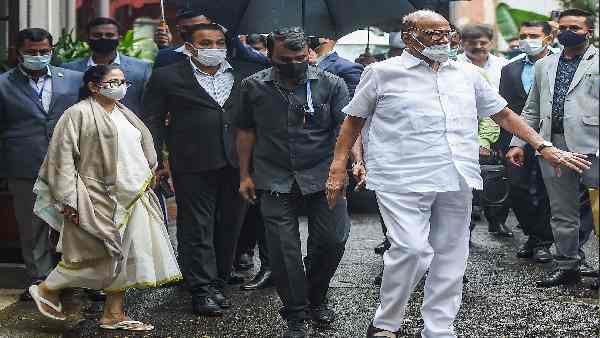 ममता बनर्जी के लिए अभी 'दिल्ली दूर' क्यों है ?