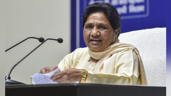 सीएम के तौर पर मायावती कितने लोगों की पंसद? सीएम के तौर पर मायावती कितने लोगों की पंसद?