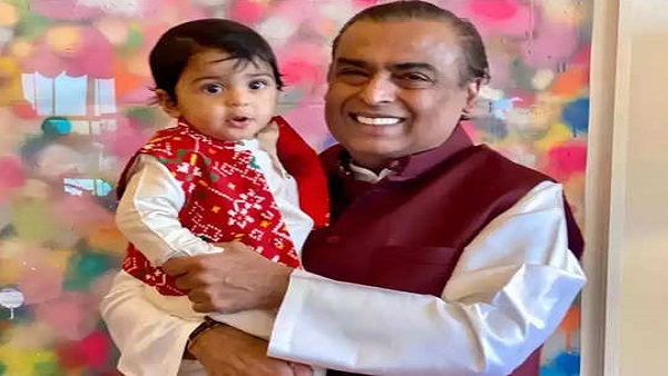 पृथ्वी आकाश अंबानी का पहला जन्मदिन