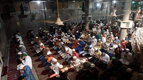 बोले- इस तरह के कार्यक्रम खुले में नहीं होने चाहिए