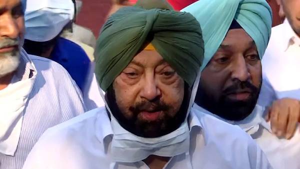 कैप्टन की चुनावी फिरकी