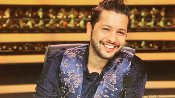 निशांत भट्ट को मिलते हैं दो लाख रुपये निशांत भट्ट को मिलते हैं दो लाख रुपये