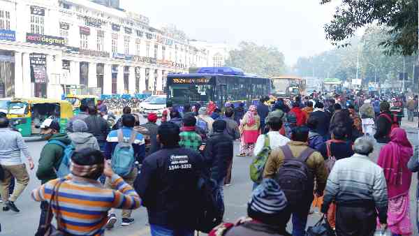 स्पाइक प्रोटीन के बर्ताव पर हो रहा था रिसर्च
