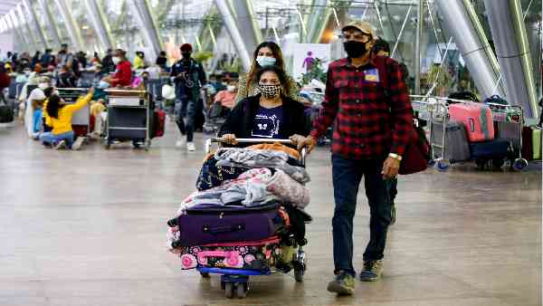 हवा के रास्ते में बहुत तेजी से फैलता है ओमिक्रॉन-स्टडी