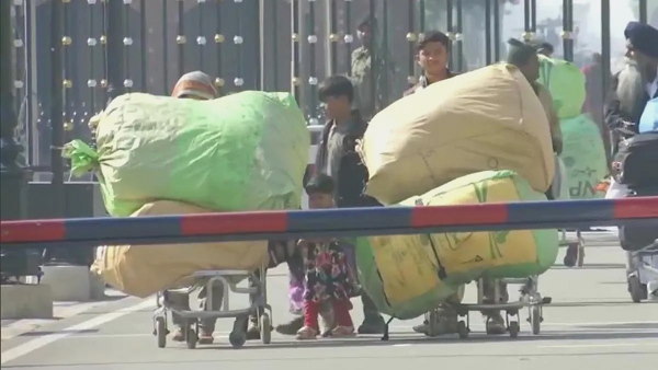 वहां 'भारत' नाम का बच्‍चा भी है 