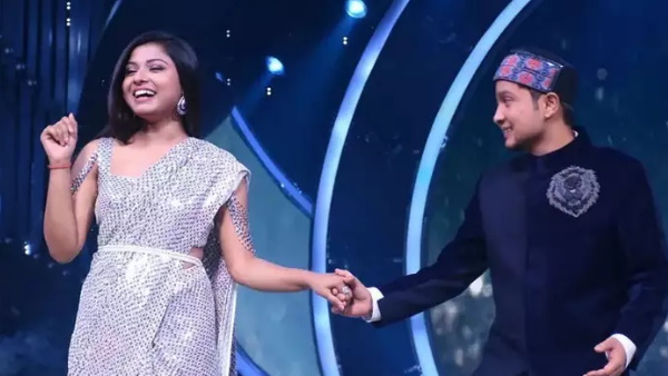एक साथ तीन गानों के लिए हुआ था कॉन्ट्रेक्ट एक साथ तीन गानों के लिए हुआ था कॉन्ट्रेक्ट