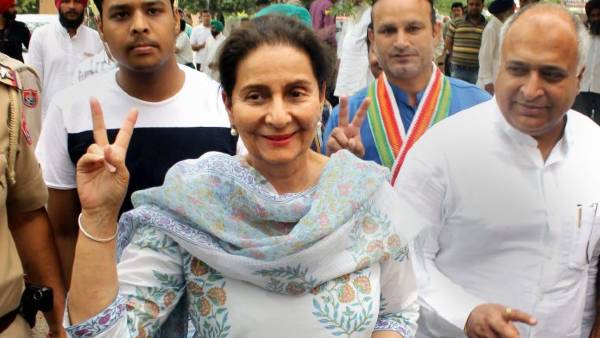 कांग्रेस पर बढ़ता गया दबाव