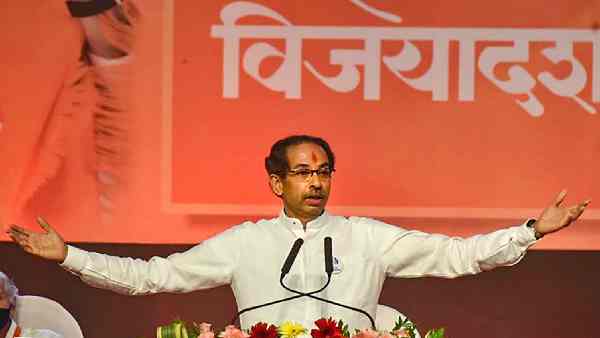 1 नवंबर के बाद से नहीं दिखे हैं उद्धव ठाकरे