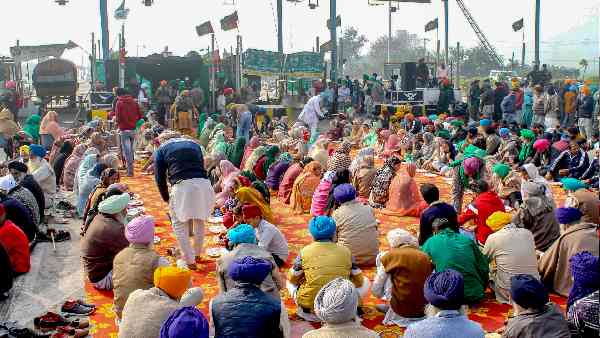 किसानों से अलग मुद्दों पर भी प्रदर्शन कर रहे