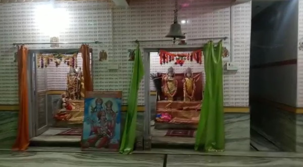 राधा-कृष्ण मंदिर में हुई बैठक राधा-कृष्ण मंदिर में हुई बैठक