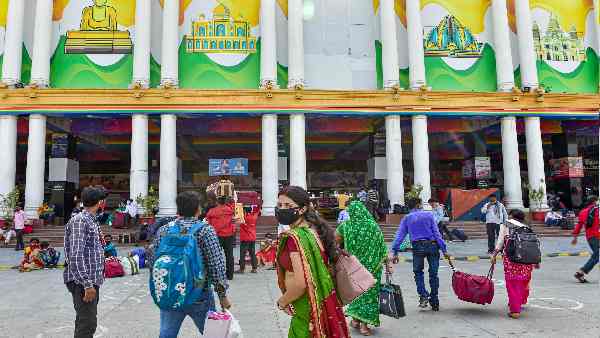 पार्किंग लेन में जाम की समस्या के लिए लगाया