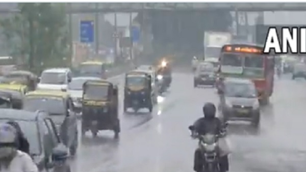 मुंबई में बारिश मुंबई में बारिश