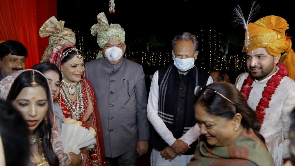 कई दिग्गज नेताओं ने शिरकत की कई दिग्गज नेताओं ने शिरकत की