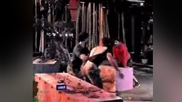 वीआईपी और नॉन-वीआईपी की जंग