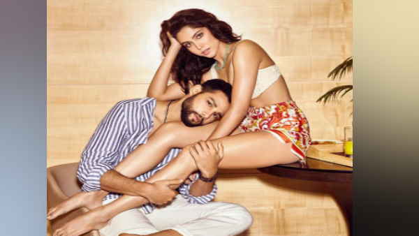 विक्की के छोटे भाई सनी कौशल की प्रेमिका थी स्पेशल मेहमान विक्की के छोटे भाई सनी कौशल की प्रेमिका थी स्पेशल मेहमान