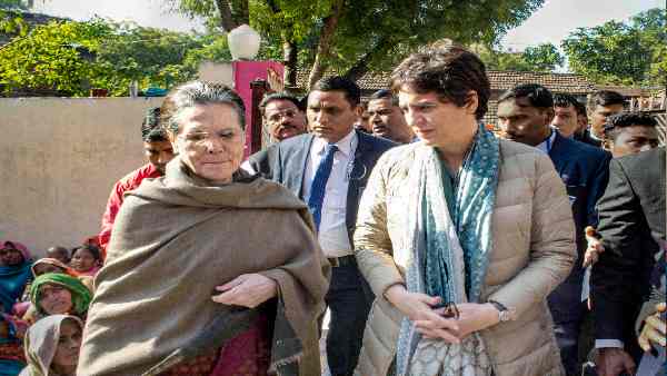 सोनिया-प्रियंका के सुरक्षा घेरे में महिला सुरक्षाकर्मी