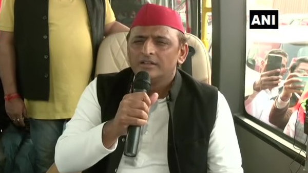 जब अखिलेश ने चाचा को साथ लाने के दिए संकेत