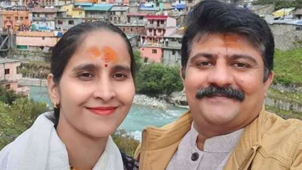 बीजेपी विधायक ने पटका नारियल, टूटी सड़क