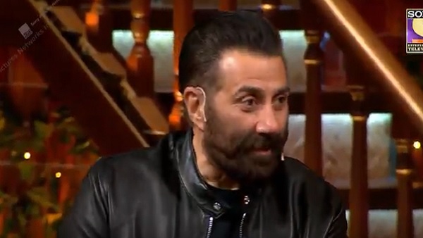 सनी ने किया 'यारा हो यारा' पर डांस सनी ने किया 'यारा हो यारा' पर डांस