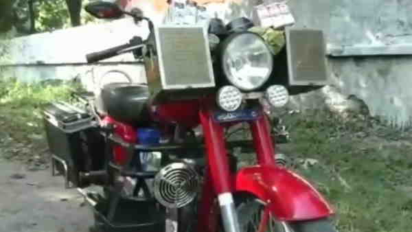 खुद डिजाइन की है बुलेट