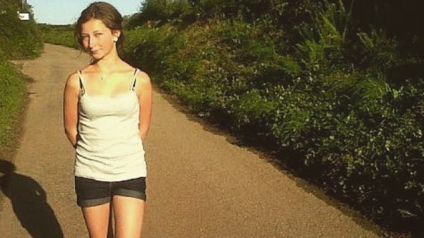 ट्रेन में भी करने लगे अश्लील हरकत