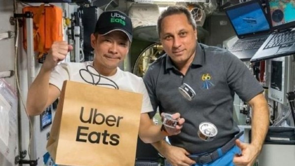 अंतरिक्ष यात्रा ने कहा धन्यवाद