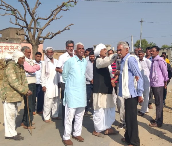 घरड़ाना खुर्द में गमगीन माहौल घरड़ाना खुर्द में गमगीन माहौल