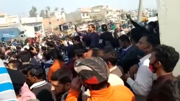 जंगली देश बनने के कगार पर पाकिस्तान जंगली देश बनने के कगार पर पाकिस्तान