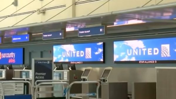 कर रहा था बहसबाजी