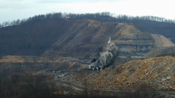 देश में छिपा है दुर्लभ खजाना देश में छिपा है दुर्लभ खजाना