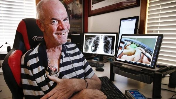 लकवाग्रस्त शख्स ने सोचकर लिखे शब्द 