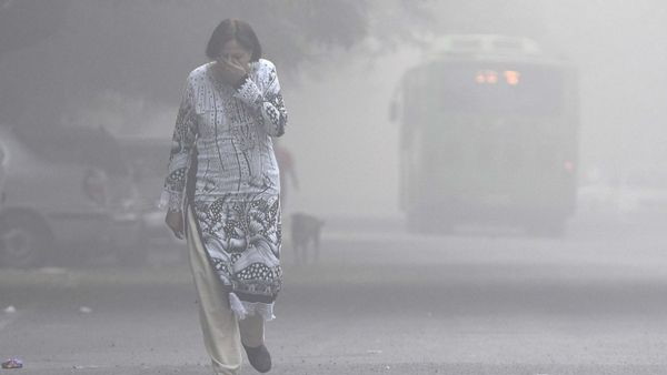 तो पाकिस्तान की इंडस्ट्री बंद करा दें!