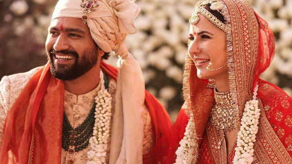 विक्की कौशल ने सात फेर लेने के बाद शेयर की ये फोटो विक्की कौशल ने सात फेर लेने के बाद शेयर की ये फोटो