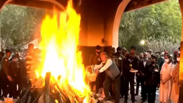 शादी के समय बिपिन रावत सेना में कैप्‍टन थे 