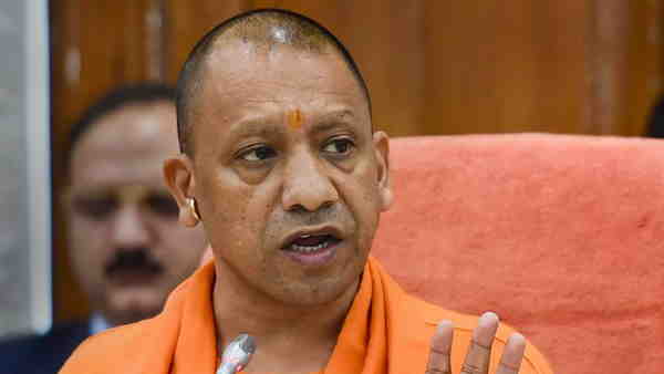 पूर्व केंद्रीय मंत्री संतोष गंगवार ने भी सीएम को लिखा था पत्र पूर्व केंद्रीय मंत्री संतोष गंगवार ने भी सीएम को लिखा था पत्र