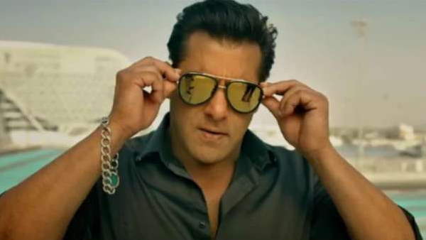 मैं हमेशा पापा के ब्रेसलेट से खेलता था मैं हमेशा पापा के ब्रेसलेट से खेलता था