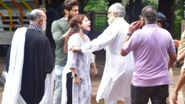 सिद्धार्थ शुक्ला के अंतिम संस्कार में पुलिस के साथ हुई थी बहस