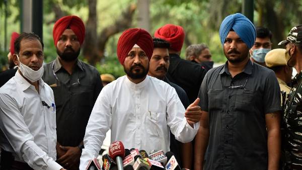 CM चन्नी पर आलाकमान को पूरा भरोसा