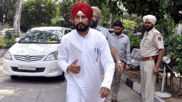 कांग्रेस के नेताओं का चन्नी को मिल रहा समर्थन कांग्रेस के नेताओं का चन्नी को मिल रहा समर्थन